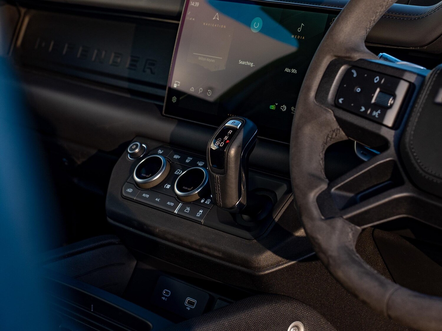 Used Land Rover Defender 90 2021 for sale - 76646230: Photo 37