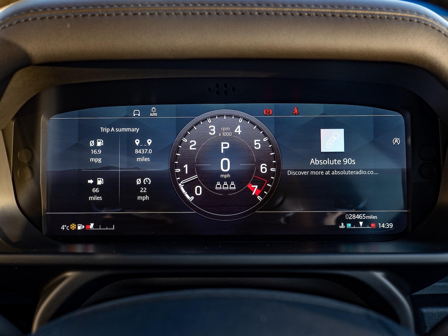 Used Land Rover Defender 90 2021 for sale - 76646230: Photo 39