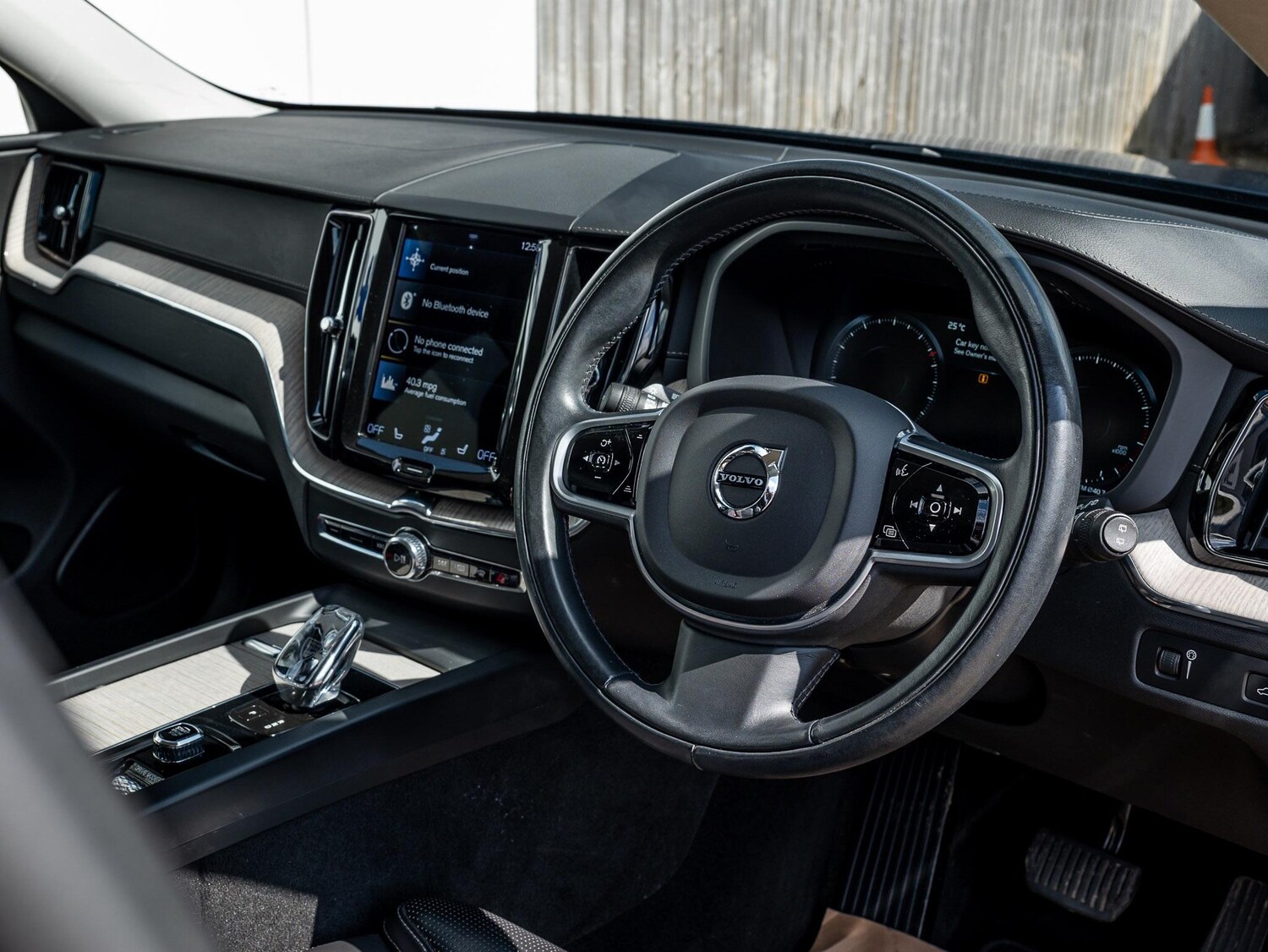 Used Volvo XC60 2021 for sale - 75769802: Photo 30