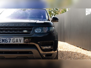 Used Land Rover Range Rover Sport 2017 for sale - 79471732: Photo