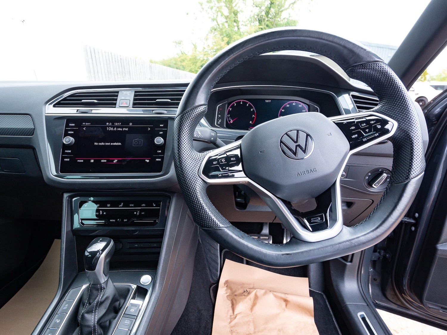 Used Volkswagen Tiguan 2021 for sale - 75614140: Photo 26