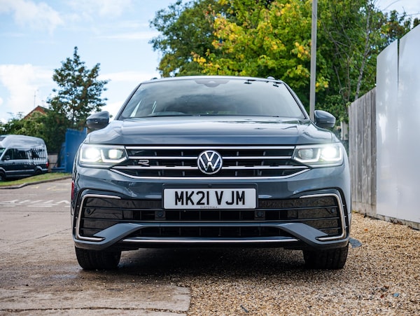 Used Volkswagen Tiguan 2021 for sale - 75614140: Photo 2