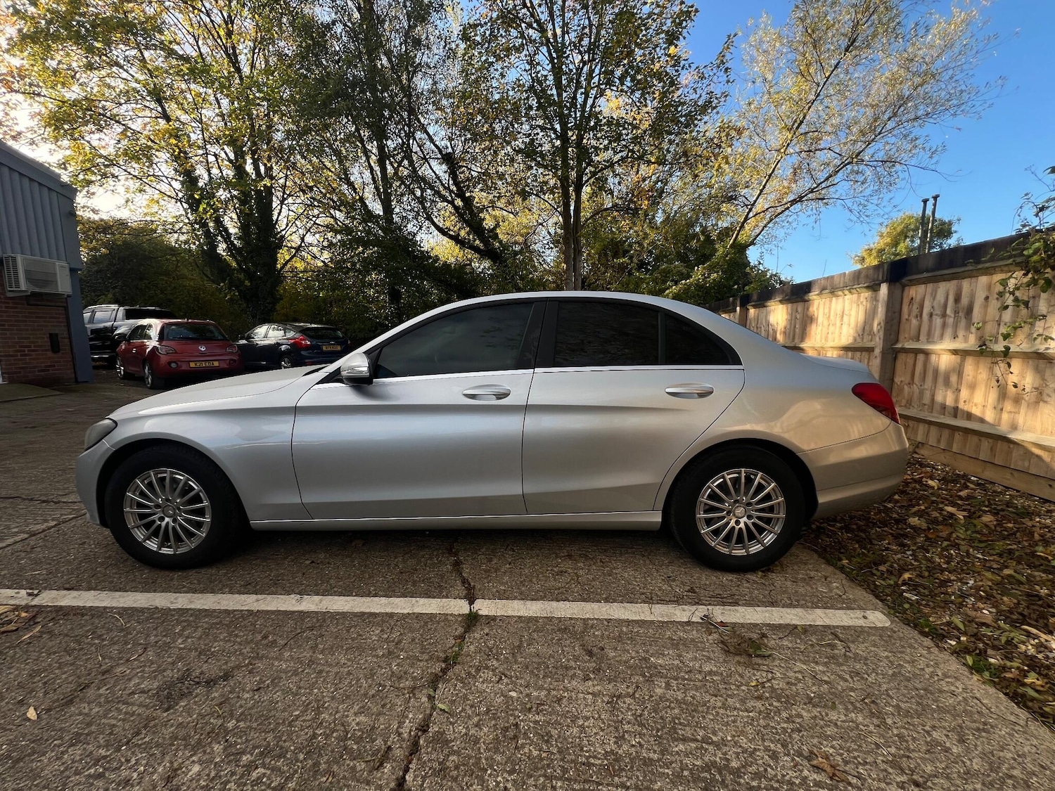 Used Mercedes-Benz C Class 2015 for sale - 76360593: Photo 5