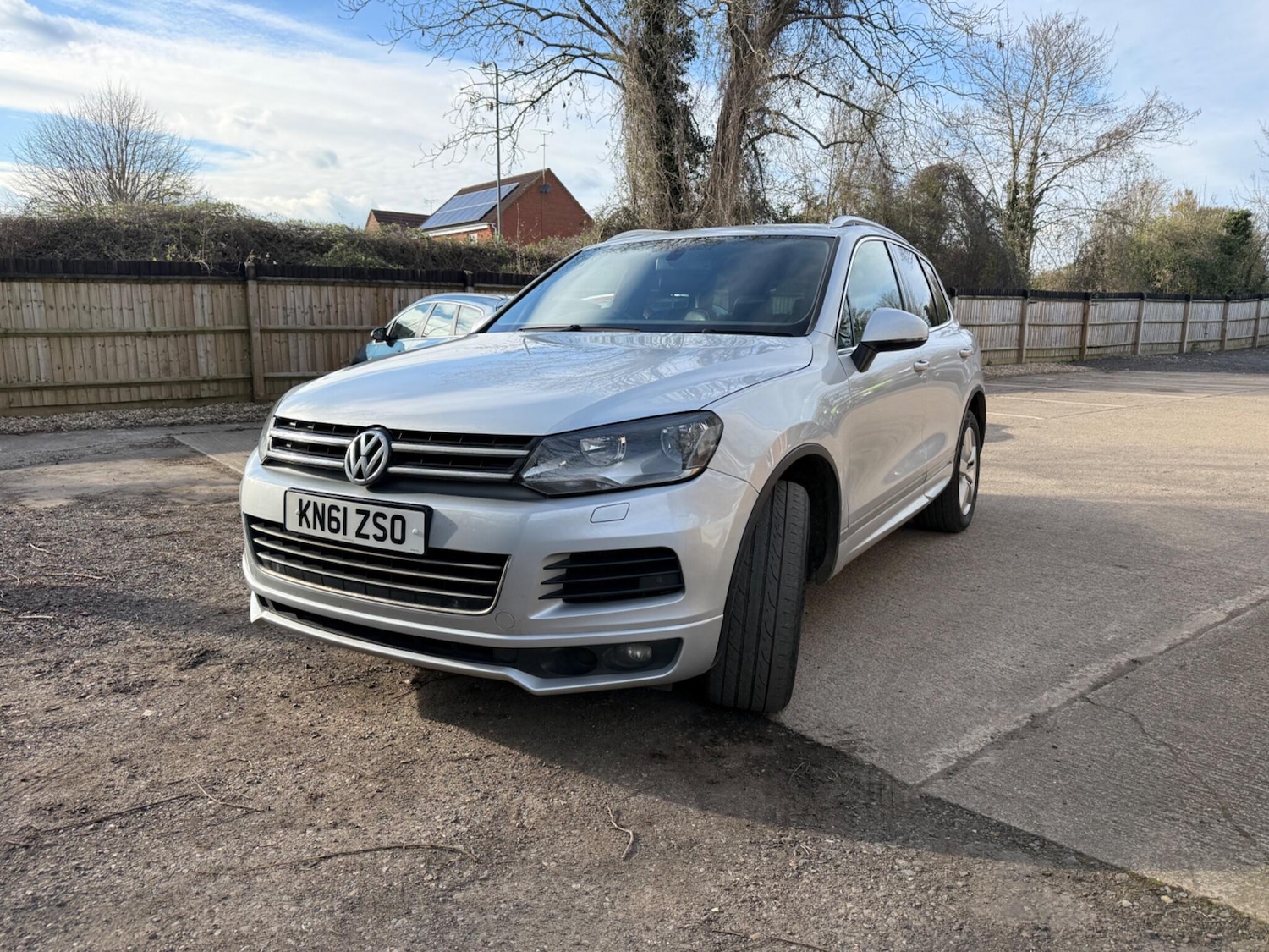 Used Volkswagen Touareg 2011 for sale - 78047771: Photo 2
