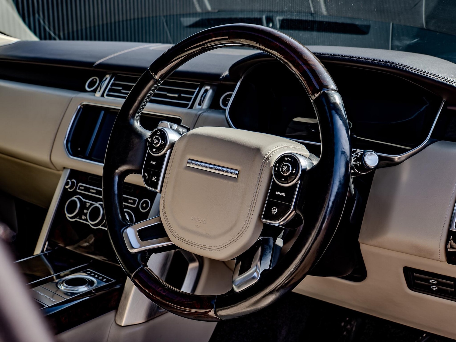 Used Land Rover Range Rover 2015 for sale - 78019274: Photo 32