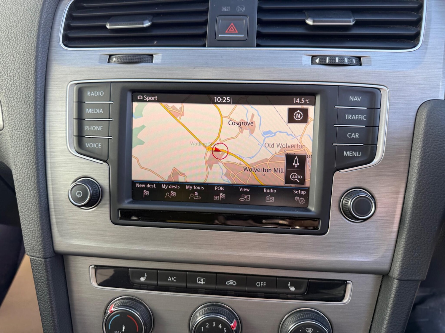 Used Volkswagen Golf 2016 for sale - 76424063: Photo 19