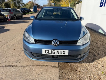 Used Volkswagen Golf 2016 for sale - 76424063: Photo