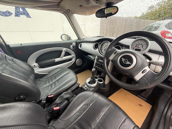 Used MINI Hatch 2002 for sale - 75477773: Photo 9