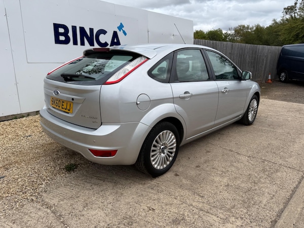 Used Ford Focus 2010 for sale - 75697393: Photo 10