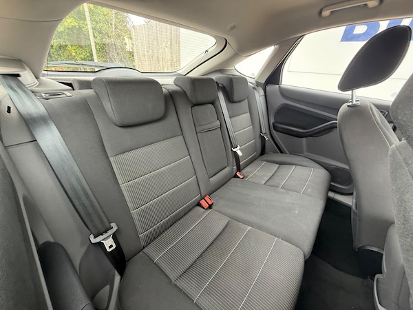 Used Ford Focus 2010 for sale - 75697393: Photo 16