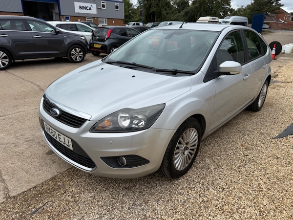 Used Ford Focus 2010 for sale - 75697393: Photo 4