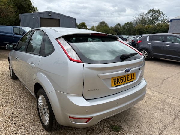 Used Ford Focus 2010 for sale - 75697393: Photo 8