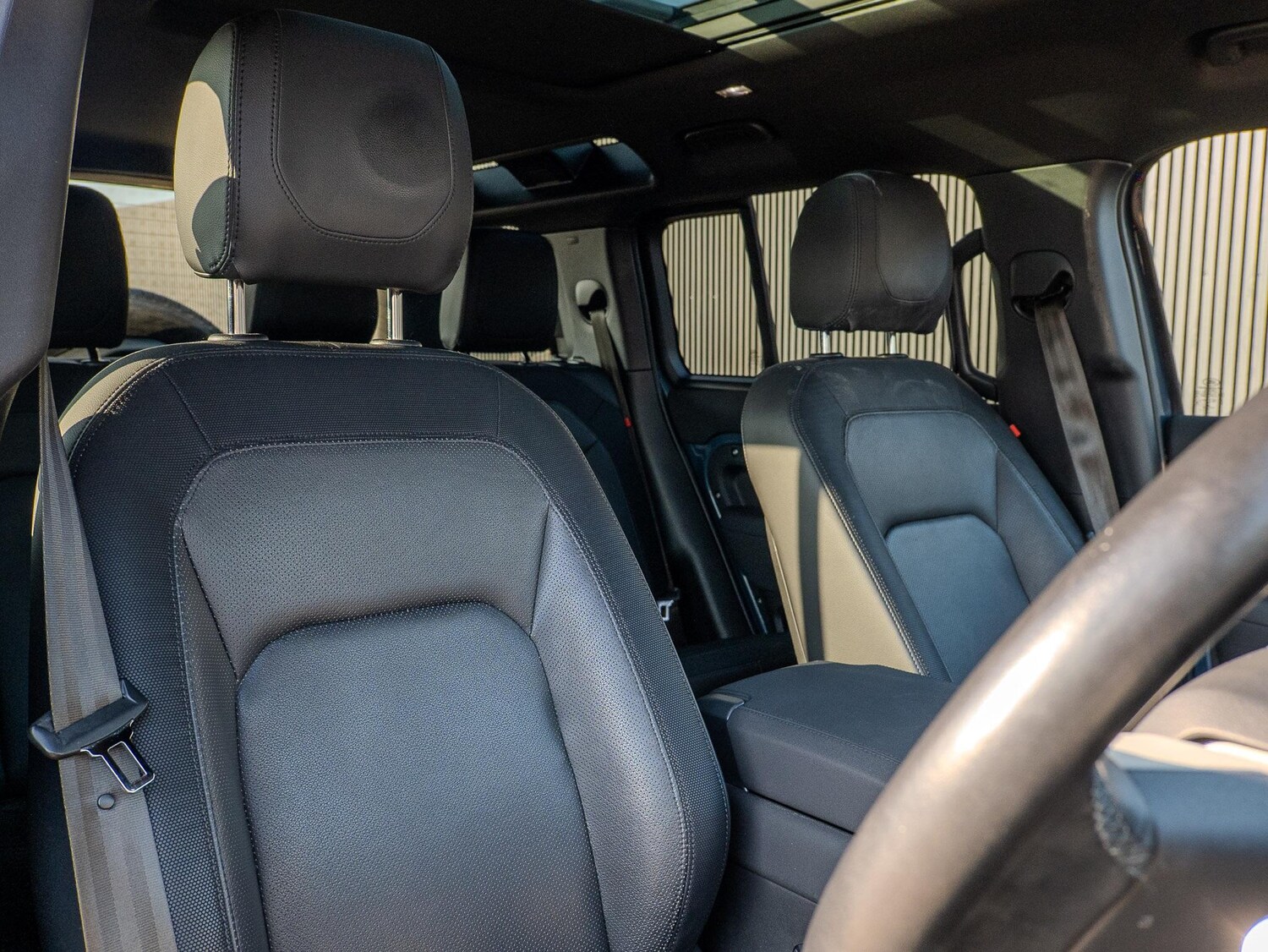 Used Land Rover Defender 110 for sale - 77769275: Photo 36