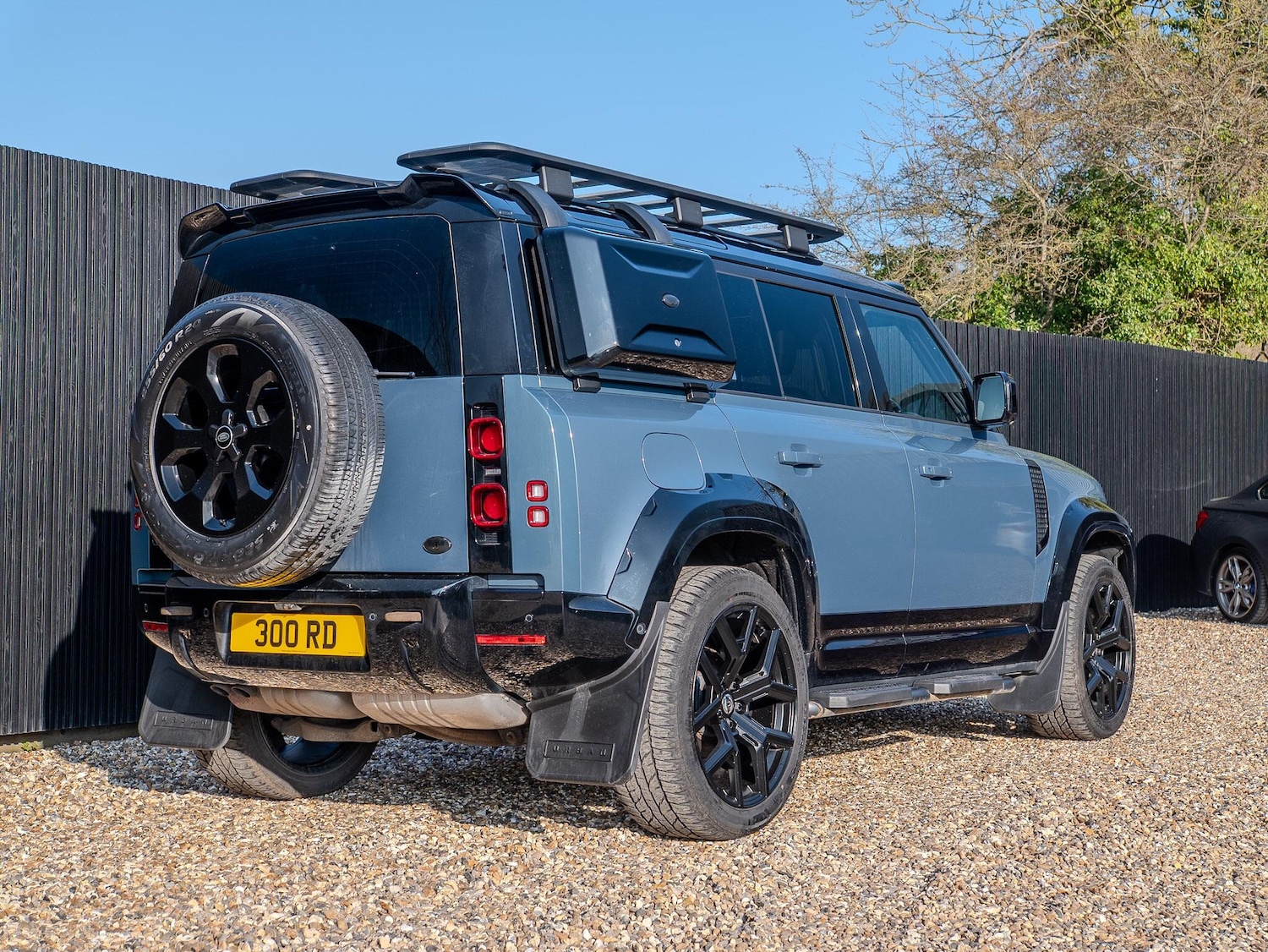 Used Land Rover Defender 110 for sale - 77769275: Photo 4