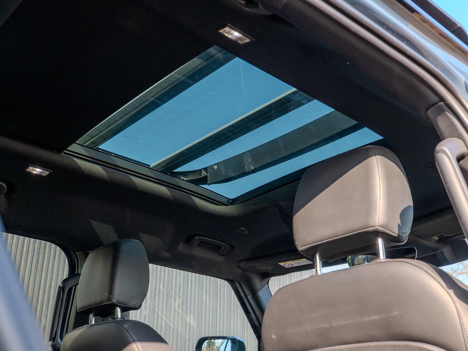 Used Land Rover Defender 110 for sale - 77769275: Photo 41