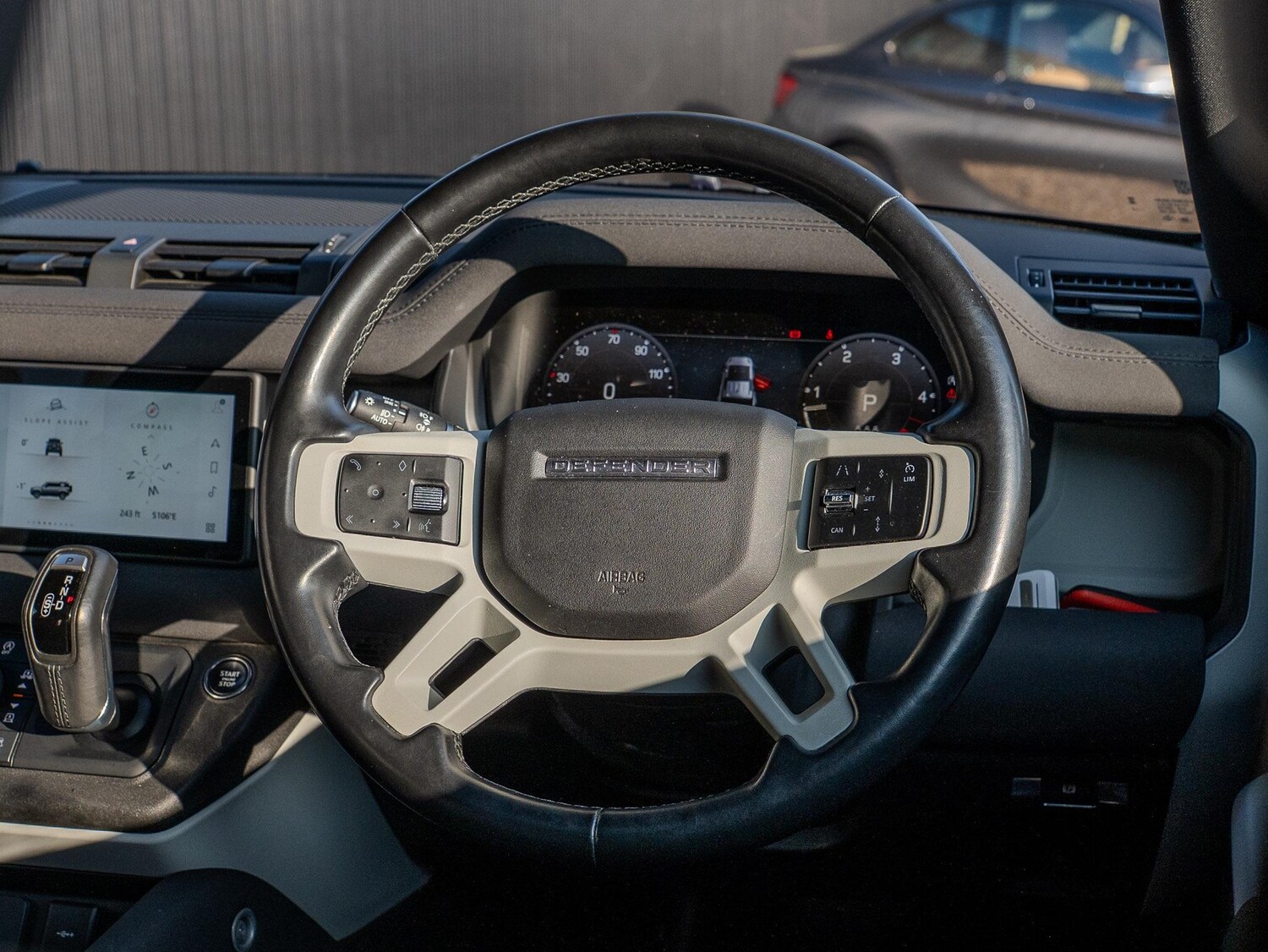 Used Land Rover Defender 110 for sale - 77769275: Photo 44