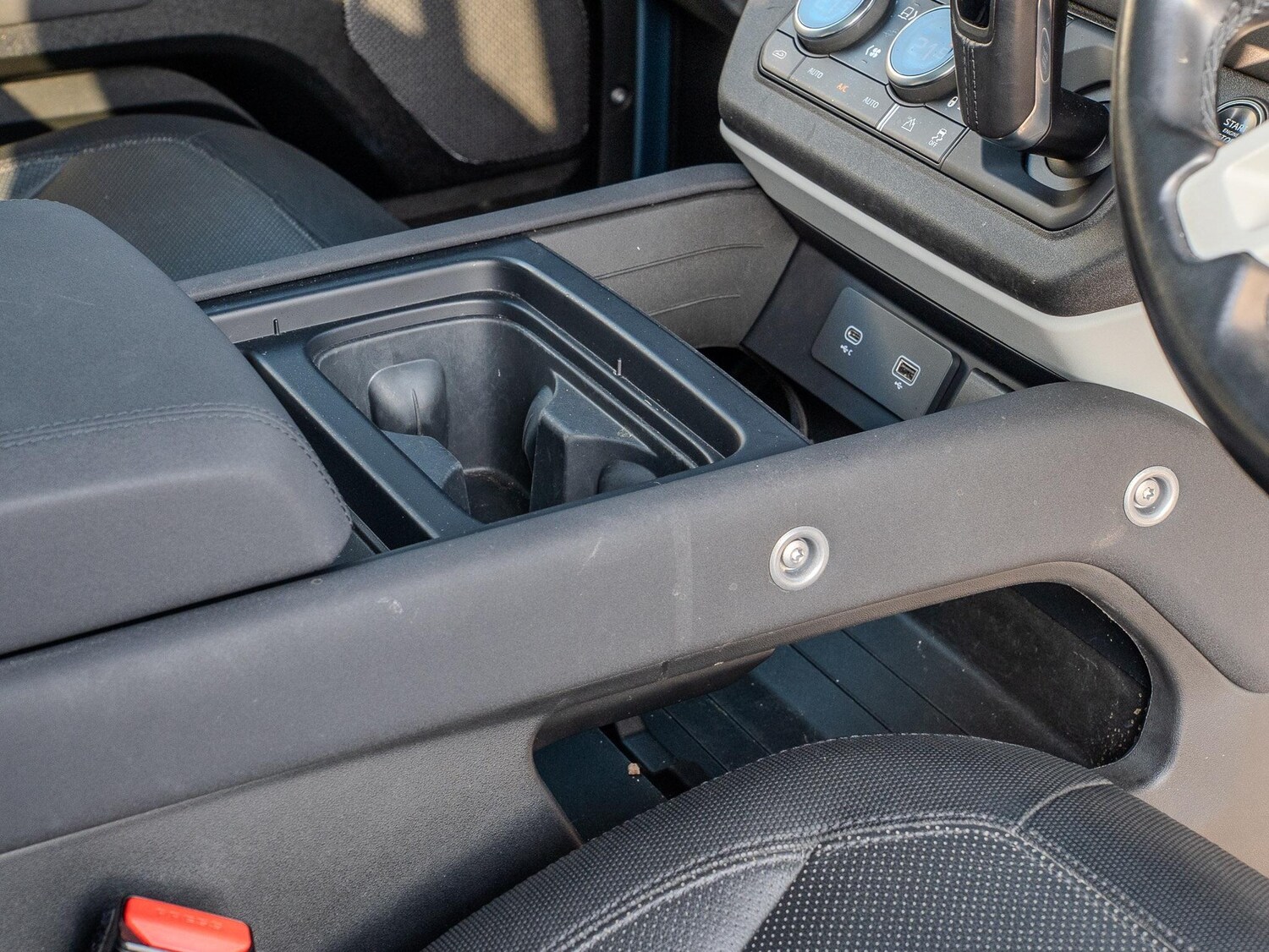 Used Land Rover Defender 110 for sale - 77769275: Photo 46