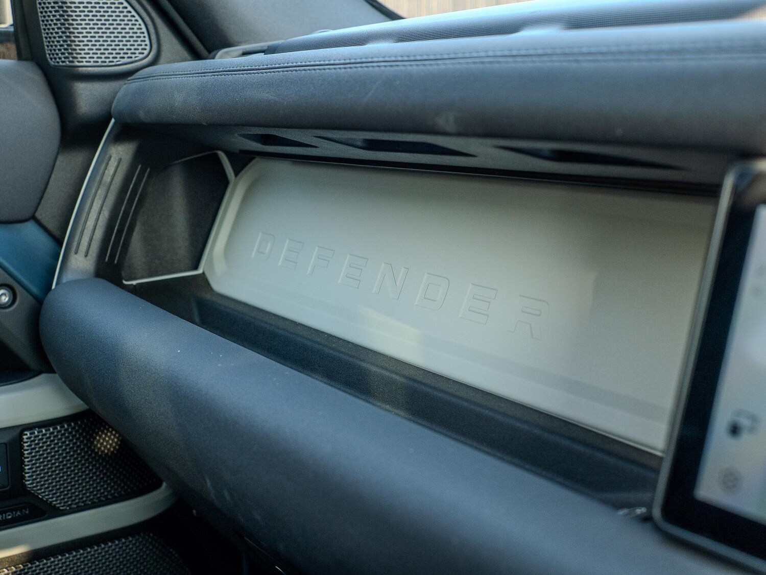 Used Land Rover Defender 110 for sale - 77769275: Photo 56