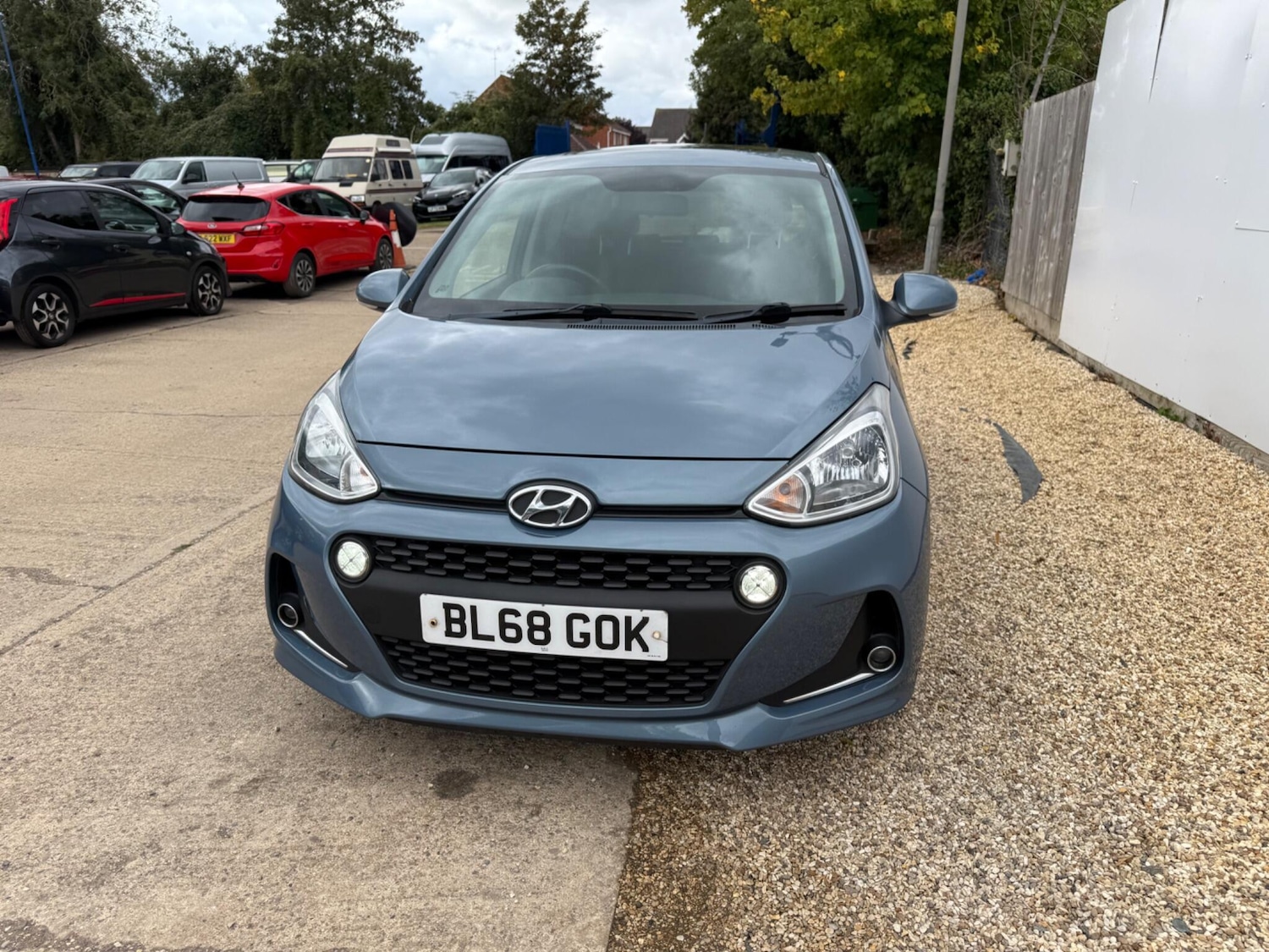 Used Hyundai i10 2018 for sale - 76620094: Photo 3