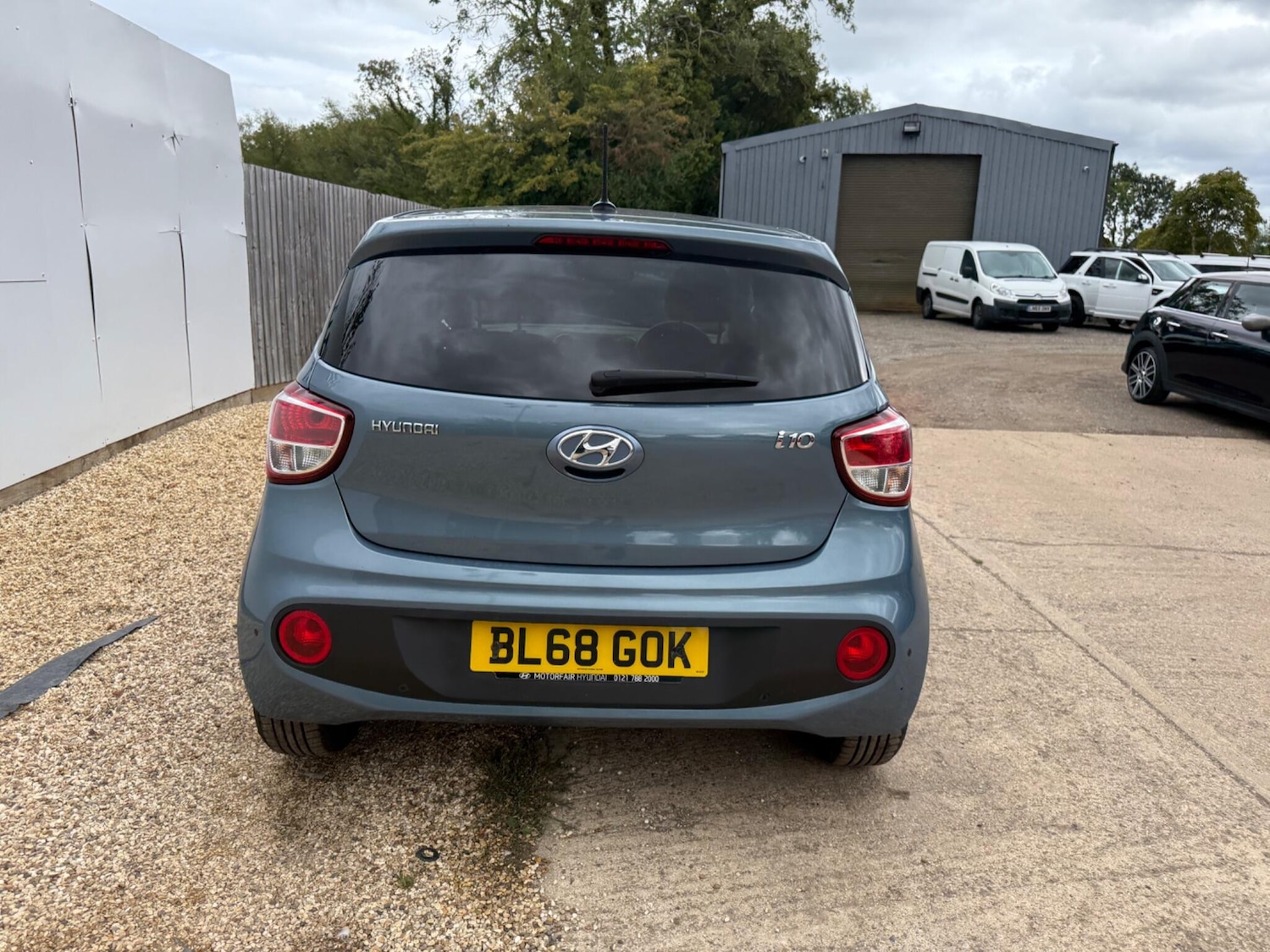 Used Hyundai i10 2018 for sale - 76620094: Photo 9