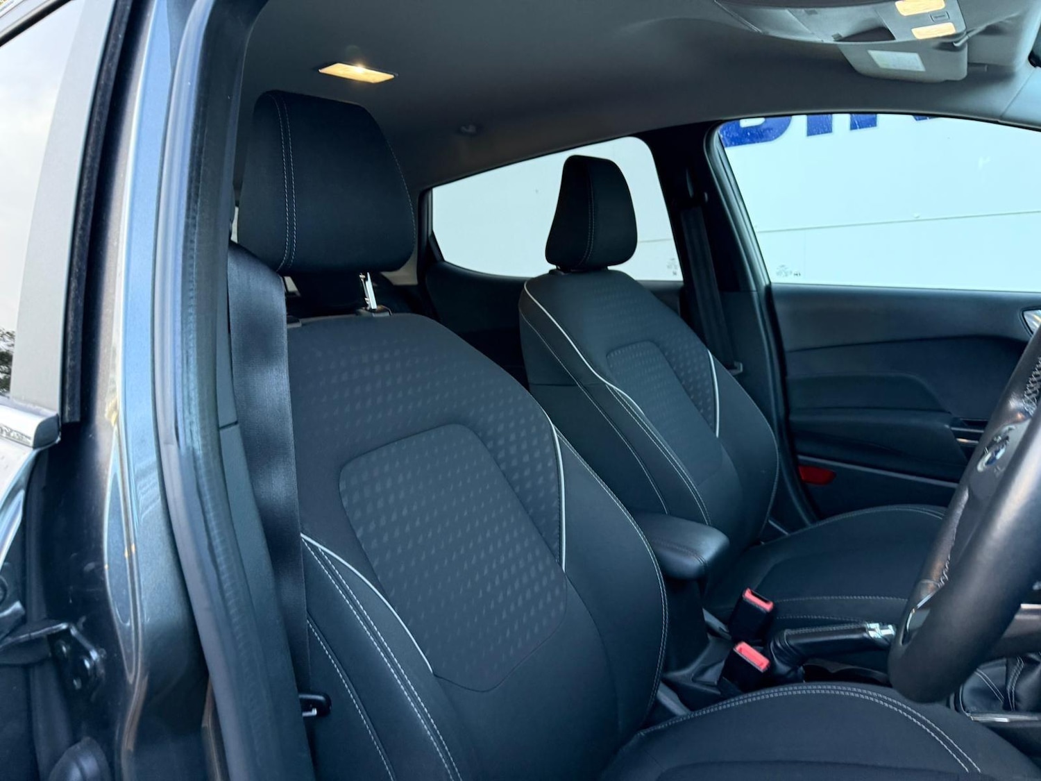 Used Ford Fiesta 2018 for sale - 76327197: Photo 16