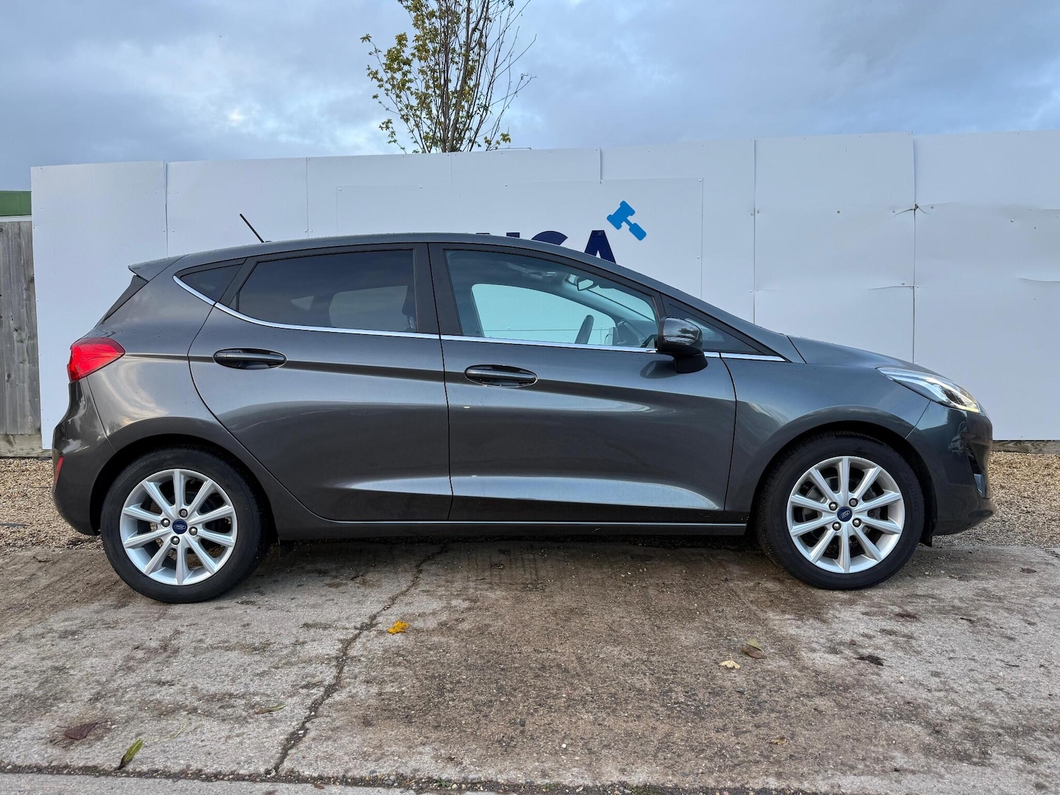 Used Ford Fiesta 2018 for sale - 76327197: Photo 3