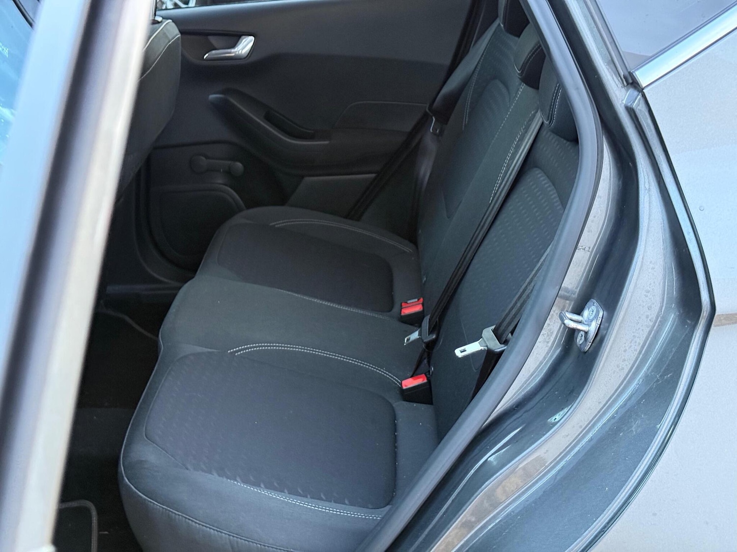 Used Ford Fiesta 2018 for sale - 76327197: Photo 33