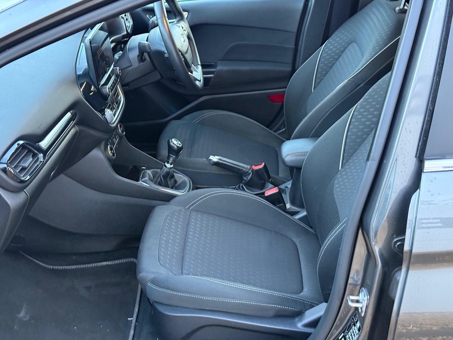Used Ford Fiesta 2018 for sale - 76327197: Photo 35
