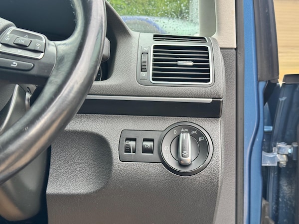 Used Volkswagen Touran 2014 for sale - 74945413: Photo 21