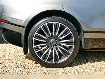 Used Land Rover Range Rover Velar 2018 for sale - 79676673: Photo