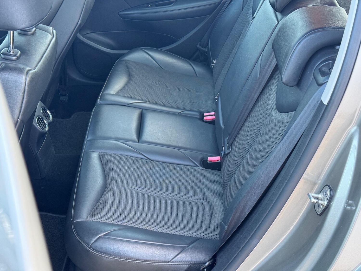 Used Peugeot 308 2013 for sale - 76988855: Photo 33