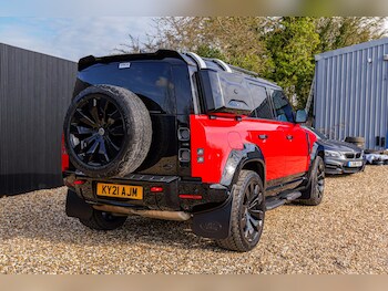 Used Land Rover Defender 110 2021 for sale - 77737566: Photo