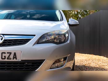 Used Vauxhall Astra 2011 for sale - 79564702: Photo
