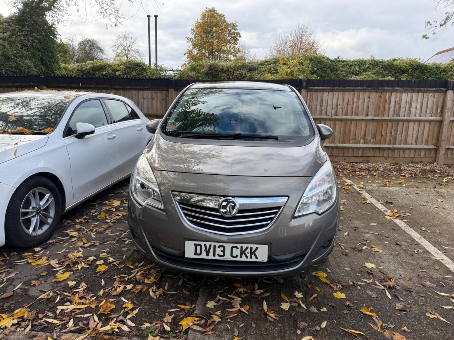 Used Vauxhall Meriva 2013 for sale - 76359955: Photo 2