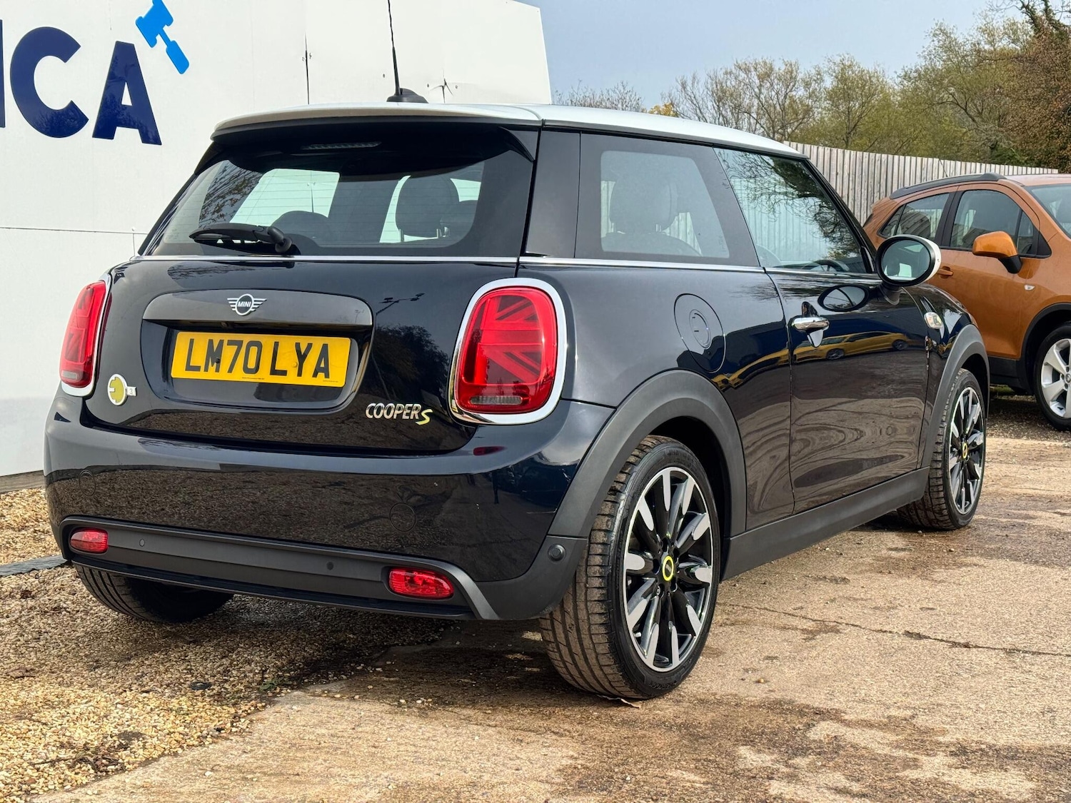 Used MINI Electric Hatch 2020 for sale - 76408802: Photo 14