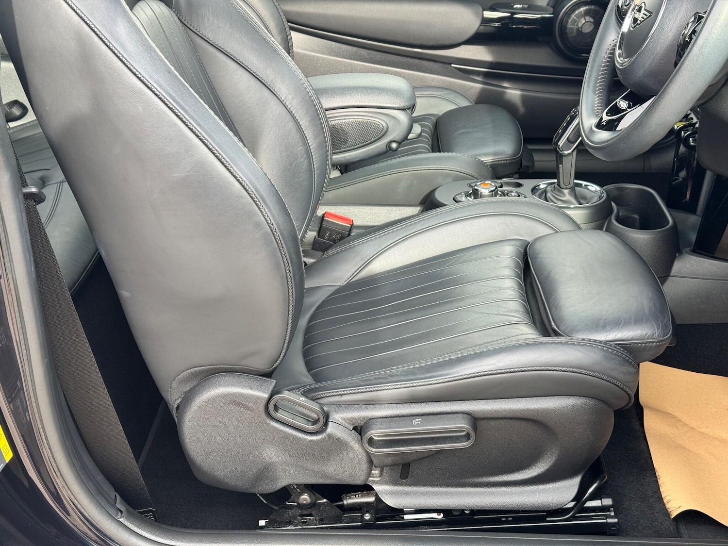 Used MINI Electric Hatch 2020 for sale - 76408802: Photo 20