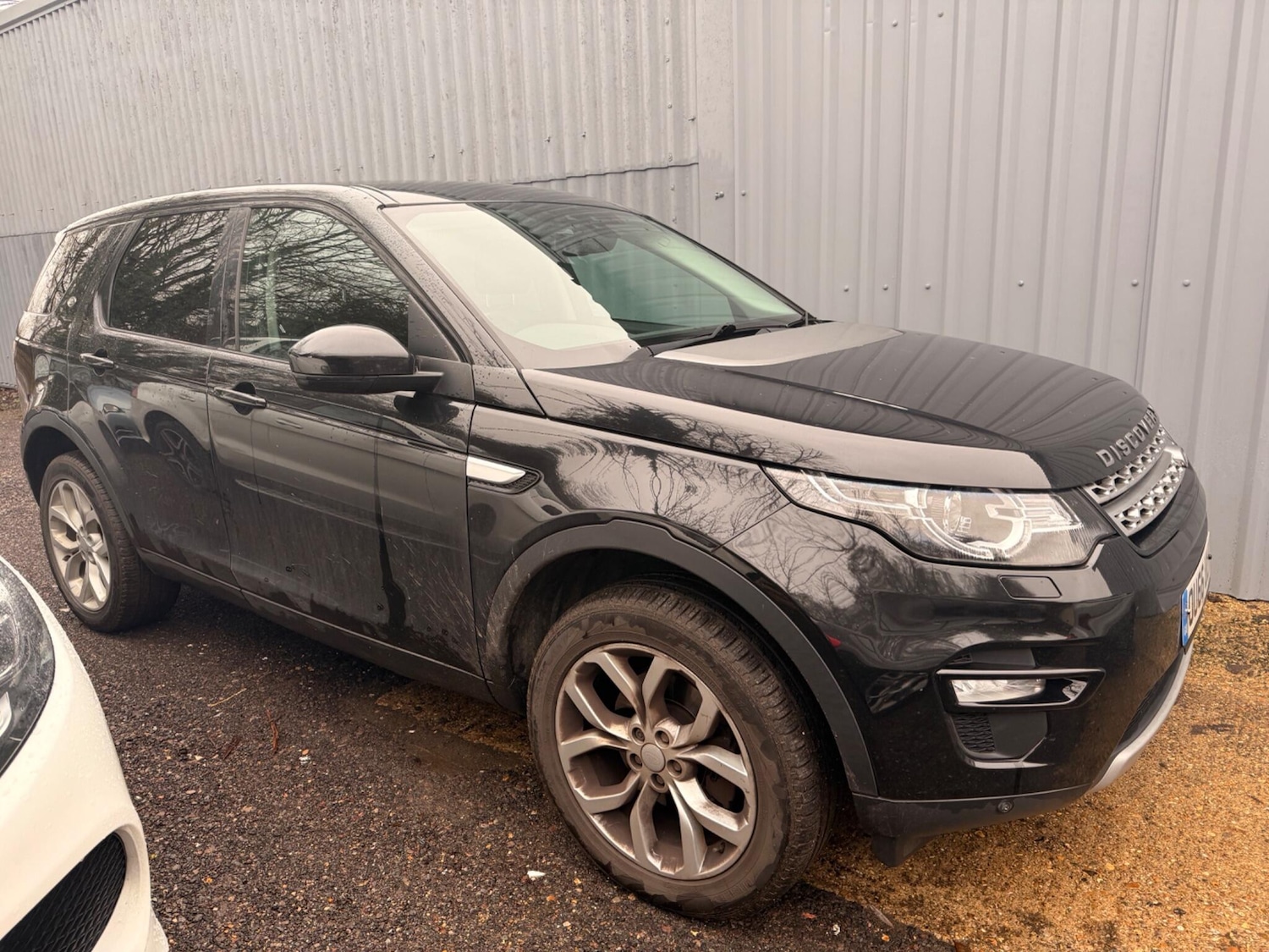 Used Land Rover Discovery Sport 2016 for sale - 77291609: Photo 1