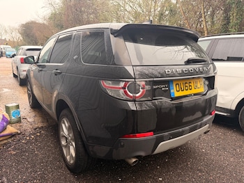 Used Land Rover Discovery Sport 2016 for sale - 77291609: Photo