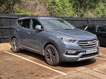 Used Hyundai Santa Fe 2016 for sale - 78822149: Photo