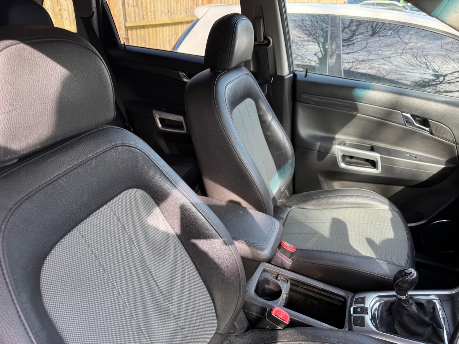 Used Vauxhall Antara 2012 for sale - 77882148: Photo 5