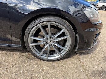 Used Volkswagen Golf 2015 for sale - 78301770: Photo