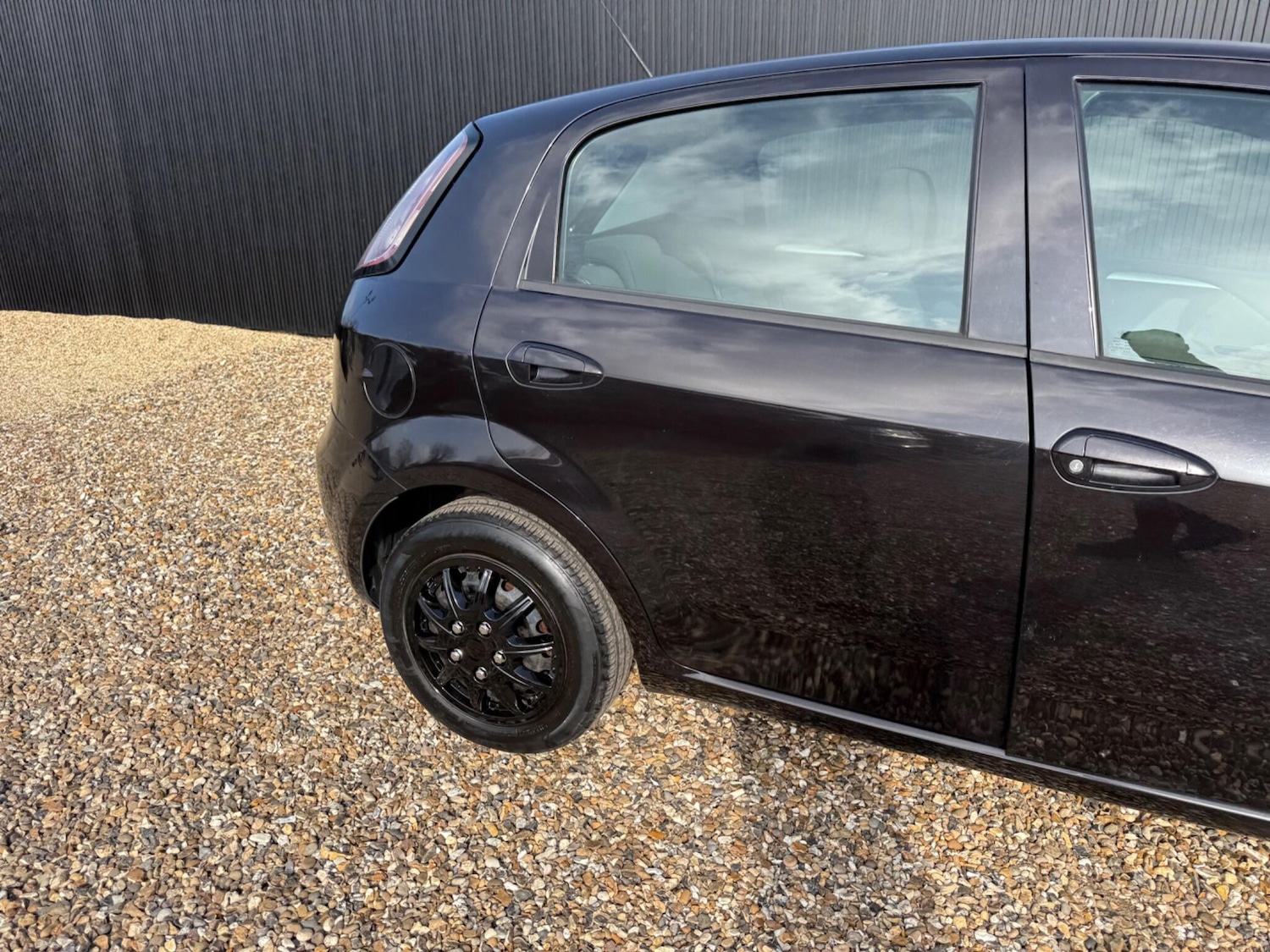 Used Fiat Punto Evo 2011 for sale - 77585983: Photo 17