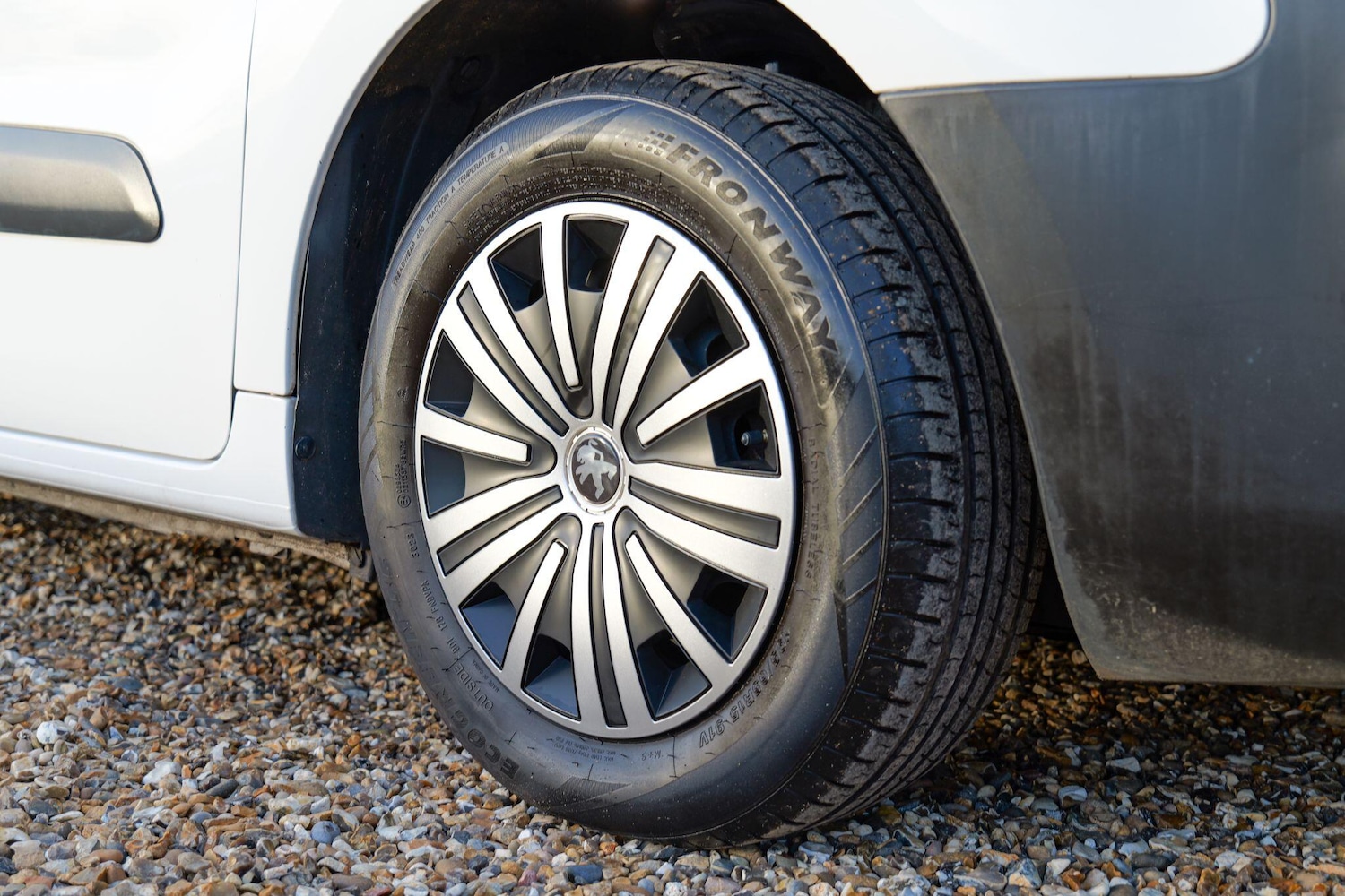 Used Peugeot Partner 2016 for sale - 77940795: Photo 15