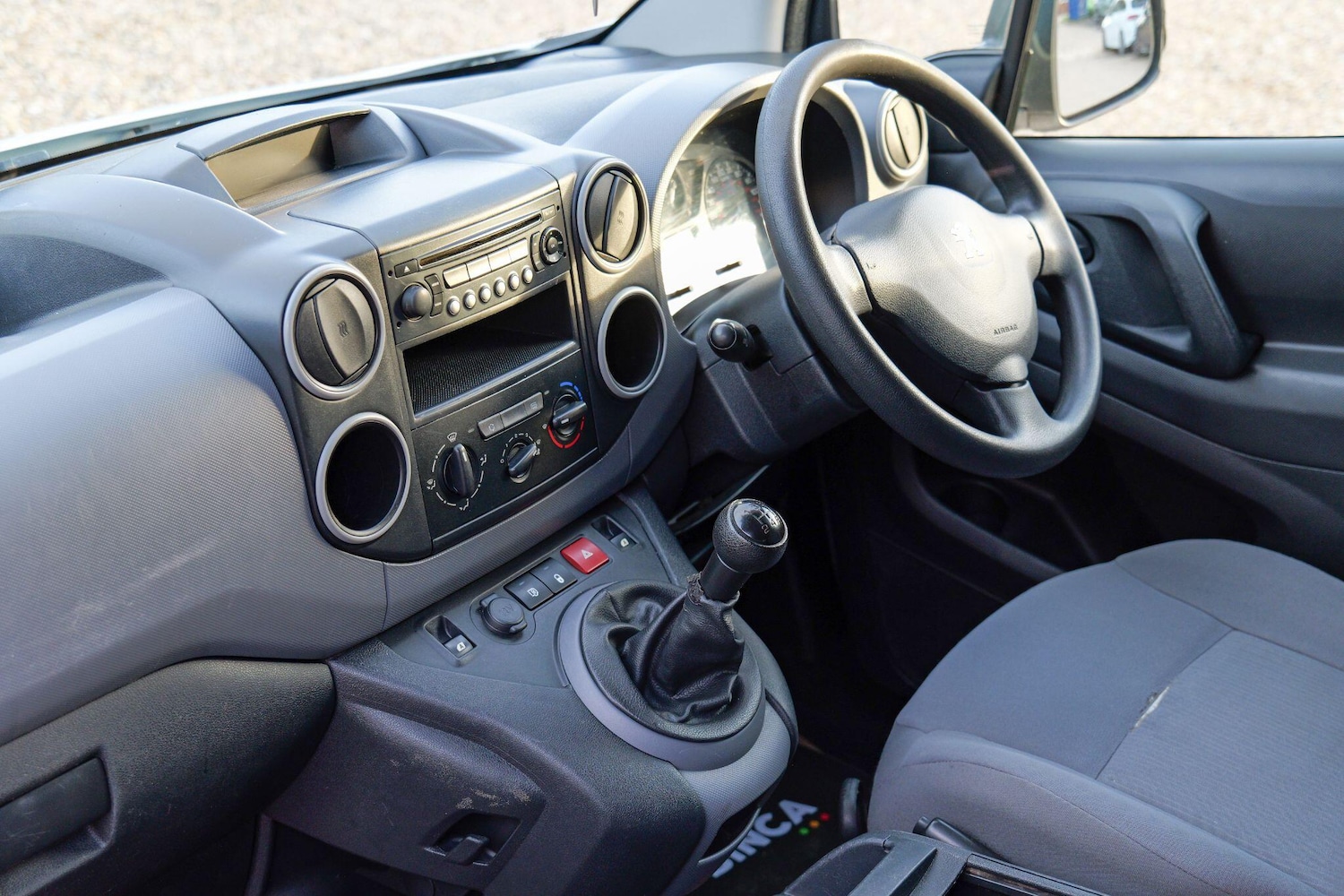 Used Peugeot Partner 2016 for sale - 77940795: Photo 20