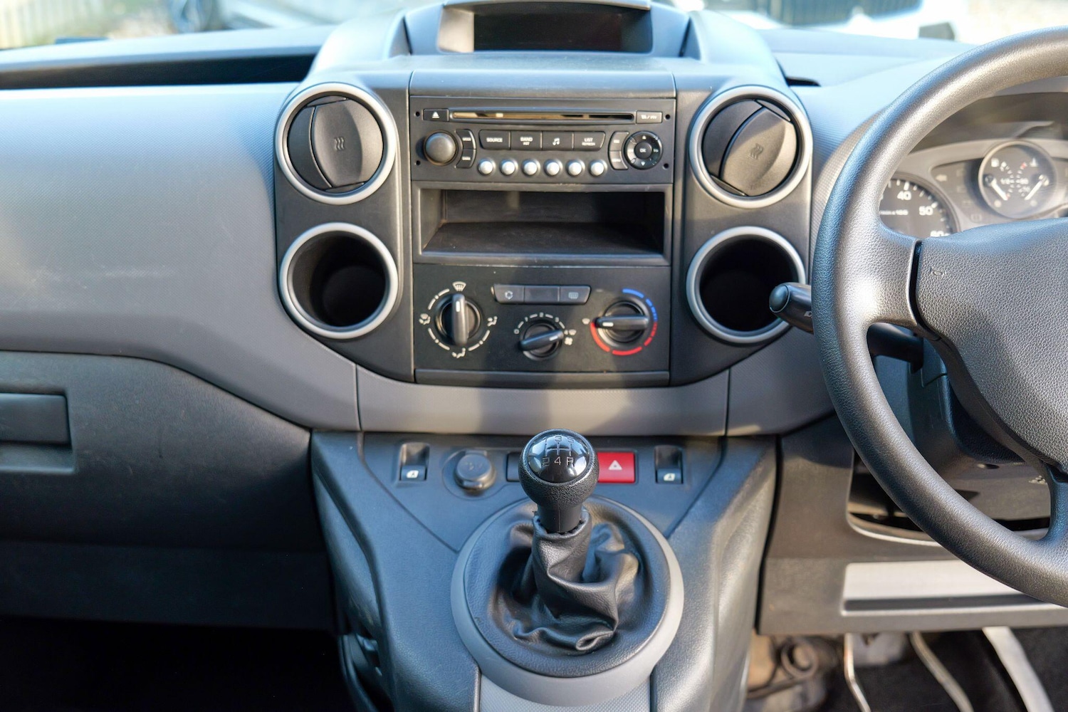 Used Peugeot Partner 2016 for sale - 77940795: Photo 22