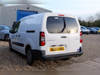 Used Peugeot Partner 2016 for sale - 77940795: Photo