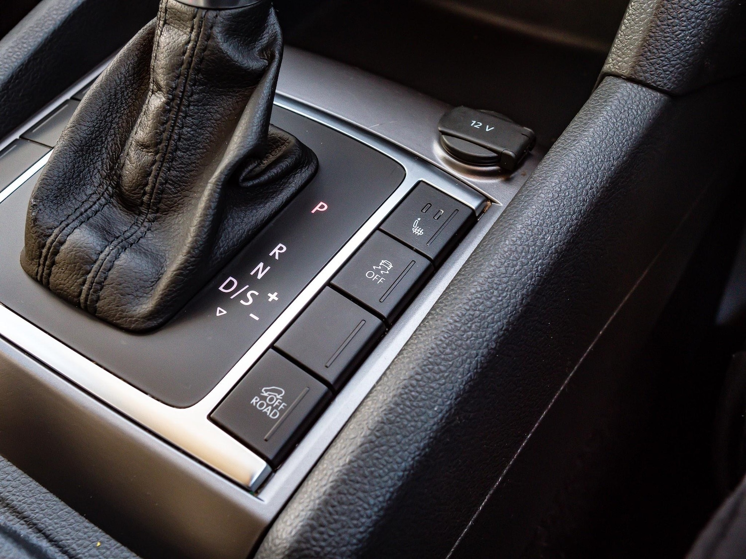 Used Volkswagen Amarok 2016 for sale - 76690064: Photo 46