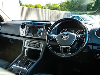 Used Volkswagen Amarok 2016 for sale - 76690064: Photo