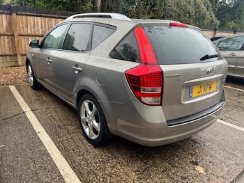 Used Kia Ceed 2010 for sale - 75915273: Photo