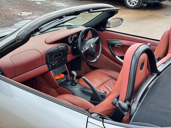 Used Porsche Boxster 2002 for sale - 76042426: Photo 14
